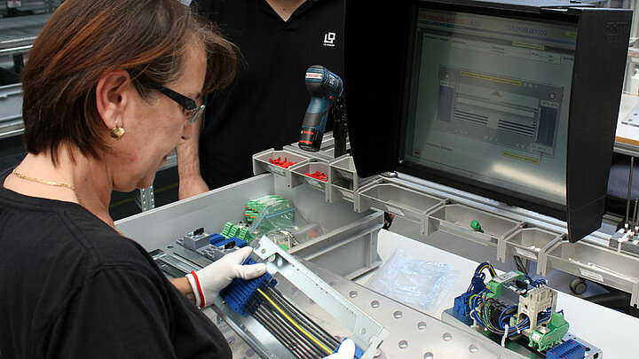 QUalitätsvorgaben in der Modulfertigung